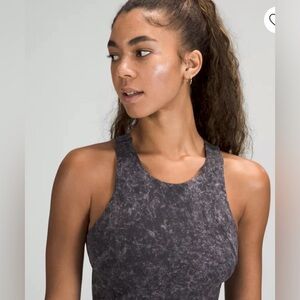 NWT Lululemon  Invigorate Train Tank LW1DF5S